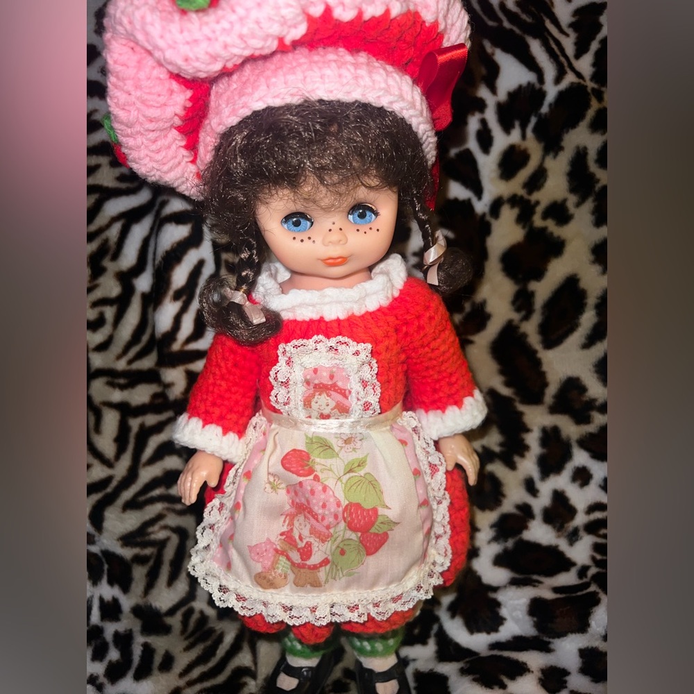 Strawberry Shortcake doll